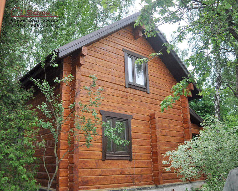 Стена сруба крупным планом